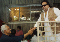 Music Director Bappi Lahiri condoles with family members  